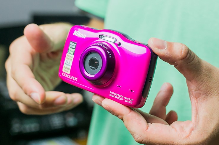 Nikon S32 (16).jpg
